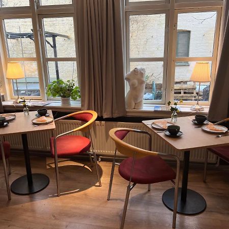 Apothekergaarden Stege Stuen Mod Gardhaven Bed & Breakfast Bagian luar foto
